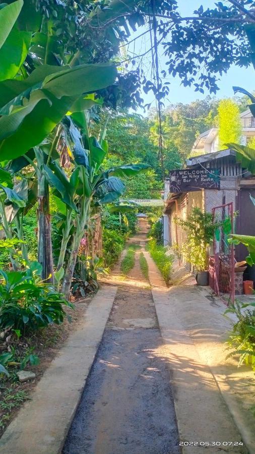 Forest Inn إل نيدو المظهر الخارجي الصورة